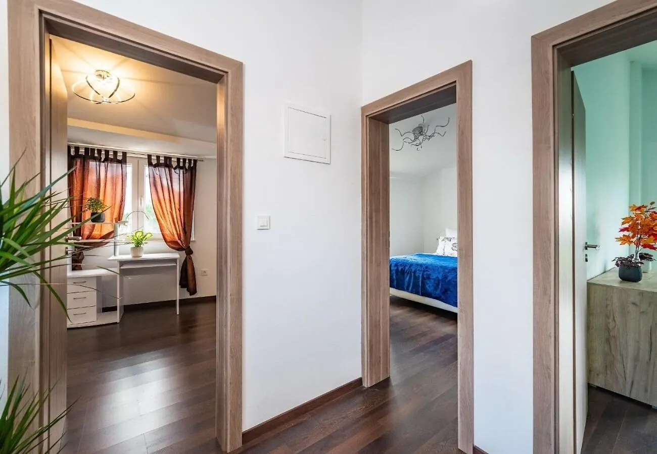 Holiday Home Tome - Comfortable & Modern Nin Κροατία